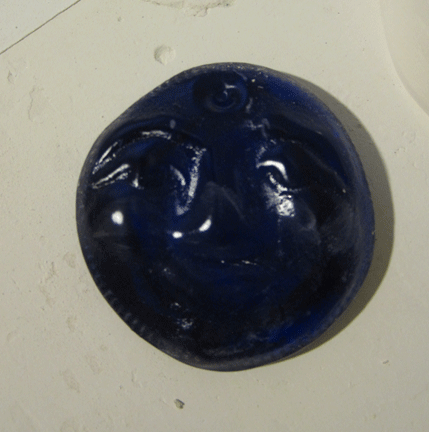 Fused moon mold with a pilot hole