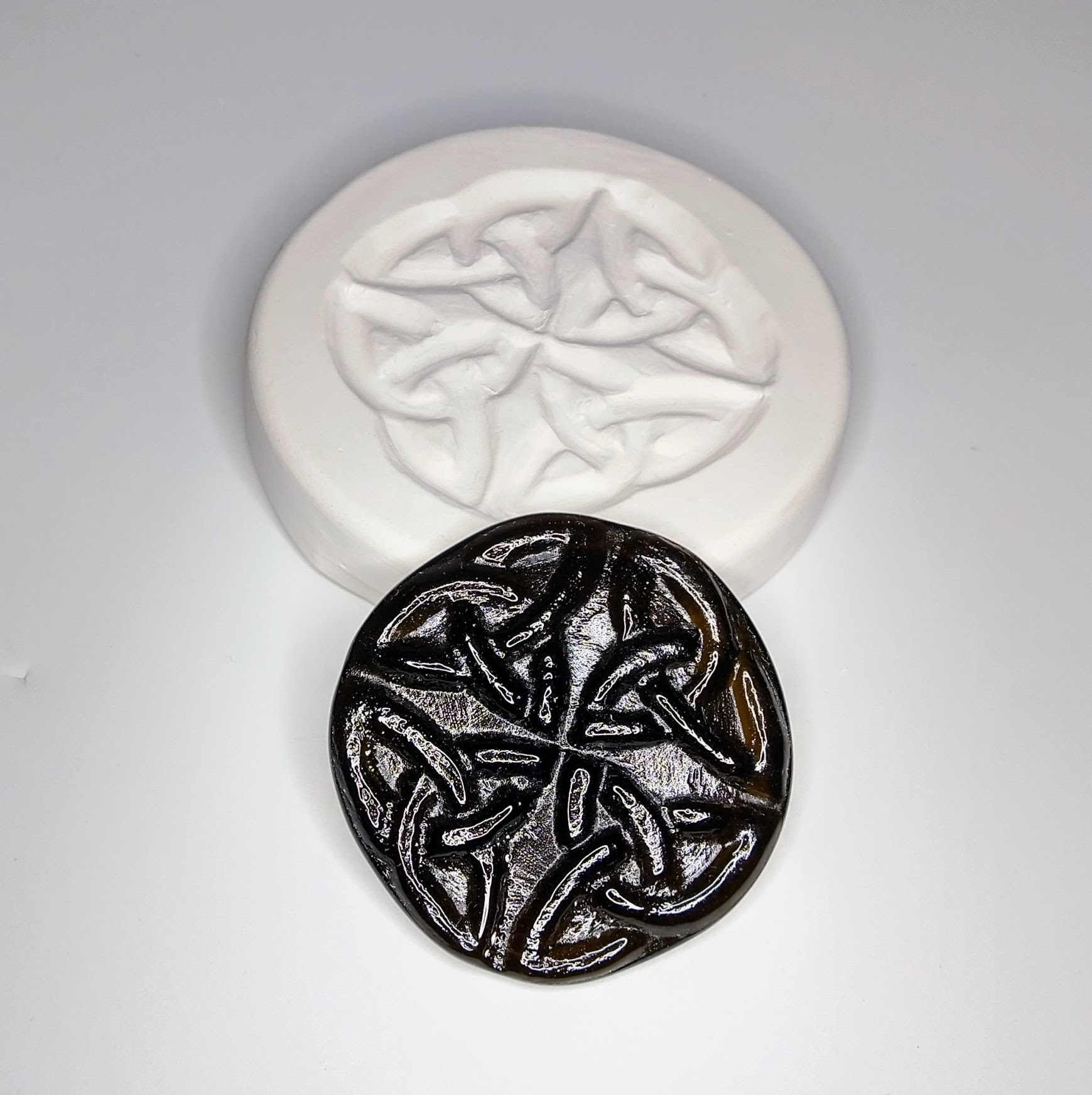 Celtic Knot Mold Glass With A Past